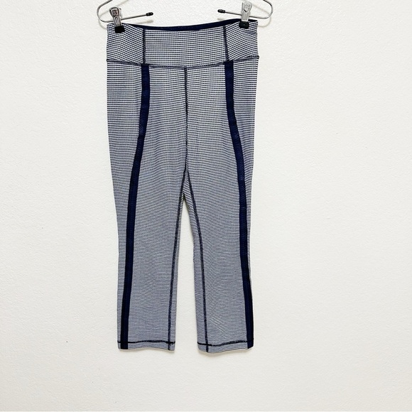 Lululemon Coast To Class Pant *Gingham Inkwell leggings size 4 - Picture 3 of 12